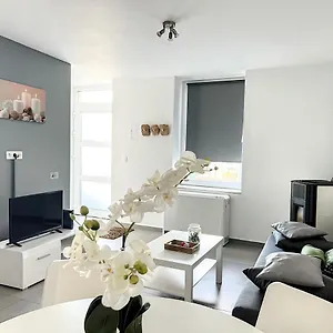 https://albert-18-booking.hotelsantwerp.net